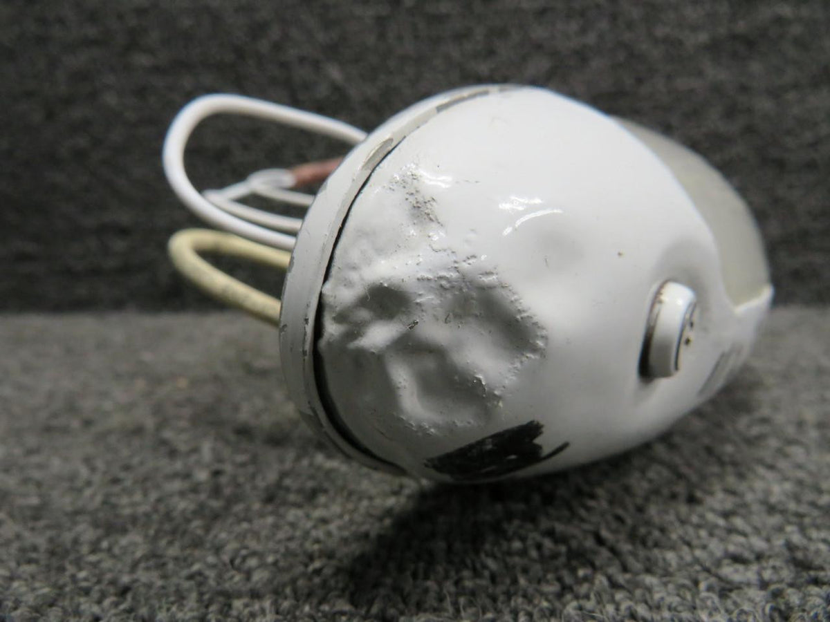 Israel Aircraft Industries 1123 Lights (Dented Cover)