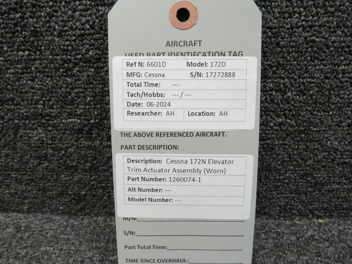 Cessna Aircraft Parts 1260074-1 Cessna 172N Elevator Trim Actuator Assembly (Worn)