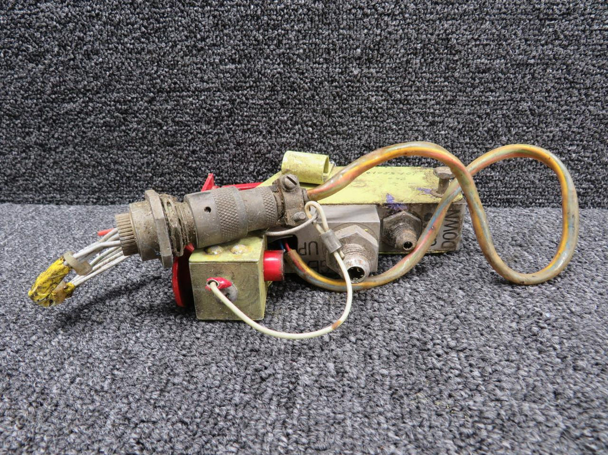 Does Not Apply 101-580107-15 Beechcraft C-99 Hydraulic Service Valve Assembly