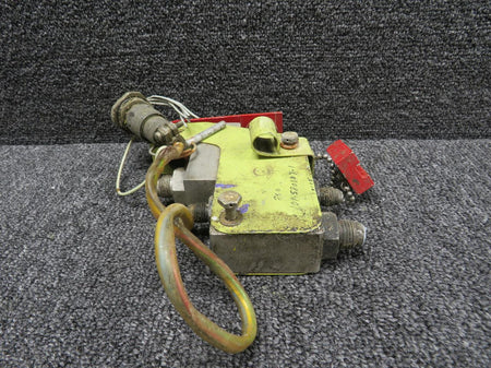 Does Not Apply 101-580107-15 Beechcraft C-99 Hydraulic Service Valve Assembly