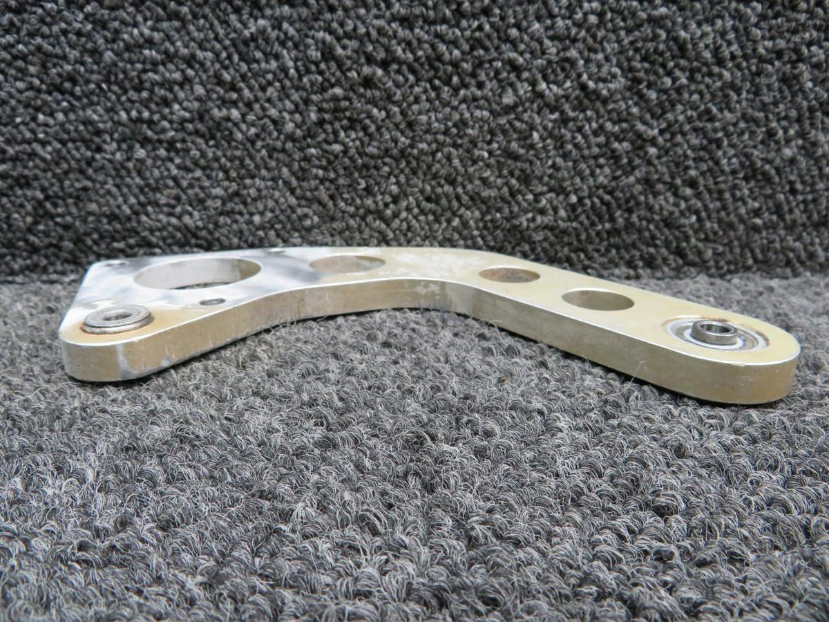 Cessna Aircraft Parts 0760676-2 Cessna 182S Elevator Arm Assembly (Edges Worn)