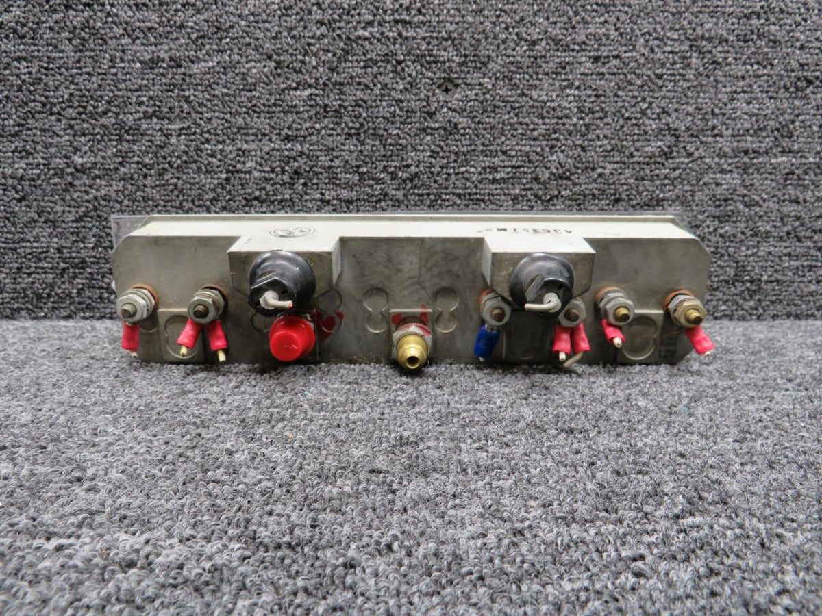 Stewart-Warner 819478, 819481, 820338 Stewart-Warner Fuel and Oil Engine Indicator Cluster