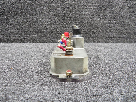 Stewart-Warner 819478, 819481, 820338 Stewart-Warner Fuel and Oil Engine Indicator Cluster
