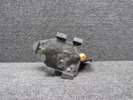 Hoskins 30-0005 Hoskins Whelen Strobe Light Assembly w Bracket (Cracked Shell) (Core)