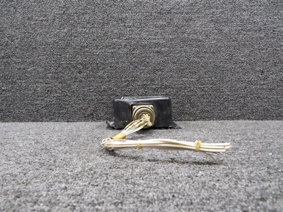 Eldec 08748-8-053-07 Eldec Solid State Proximity Switch (Dented)