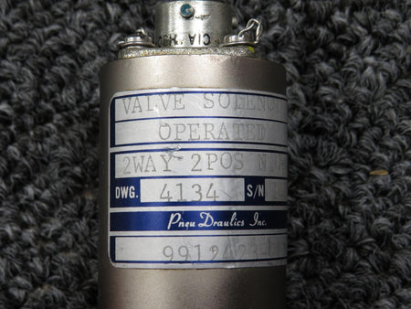 textron 9912423-22 (Use: 9912423-39) Textron Aviation Loading Valve