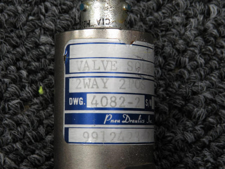 textron 9912423-7 (Use: 9912423-33) Textron Aviation Speed Brake Dump Valve