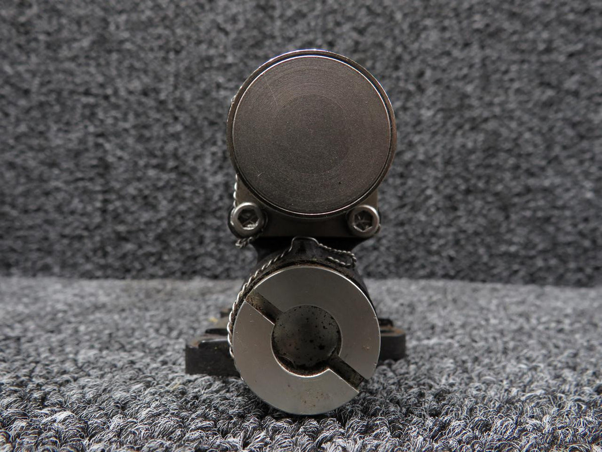 textron 9912423-4 (Use: 9912423-25) Textron Aviation Solenoid Gear Valve