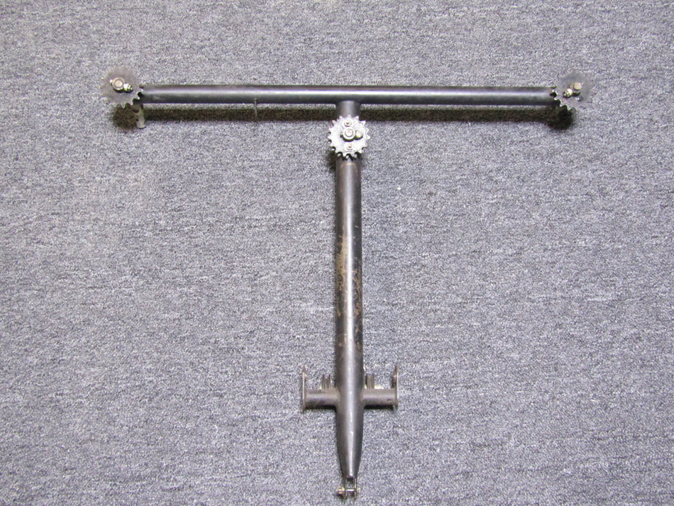 62019-004, 62703-034 Piper PA32-260 Control Column Assembly with Tee Bar