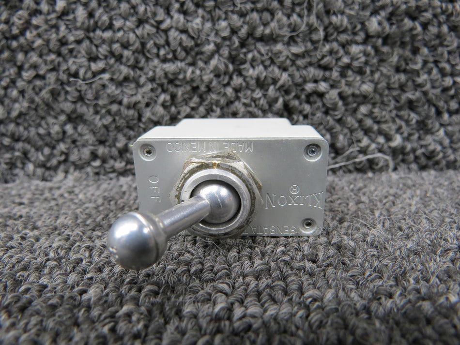 7270-1-35 Klixon Circuit Breaker Toggle Switch (Amps: 35)