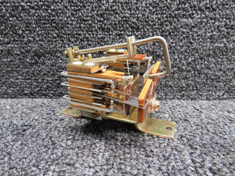 PC17D Potter & Brumfield Relay (Volts: 24, Amps: 7.5) (New Old Stock)