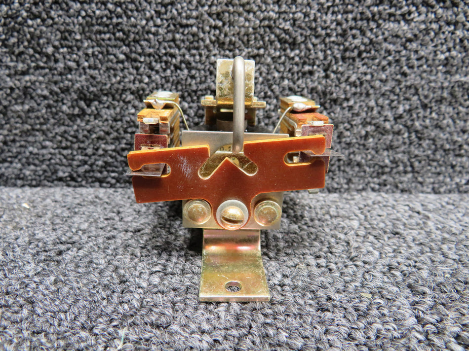 PC17D Potter & Brumfield Relay (Volts: 24, Amps: 7.5) (New Old Stock)