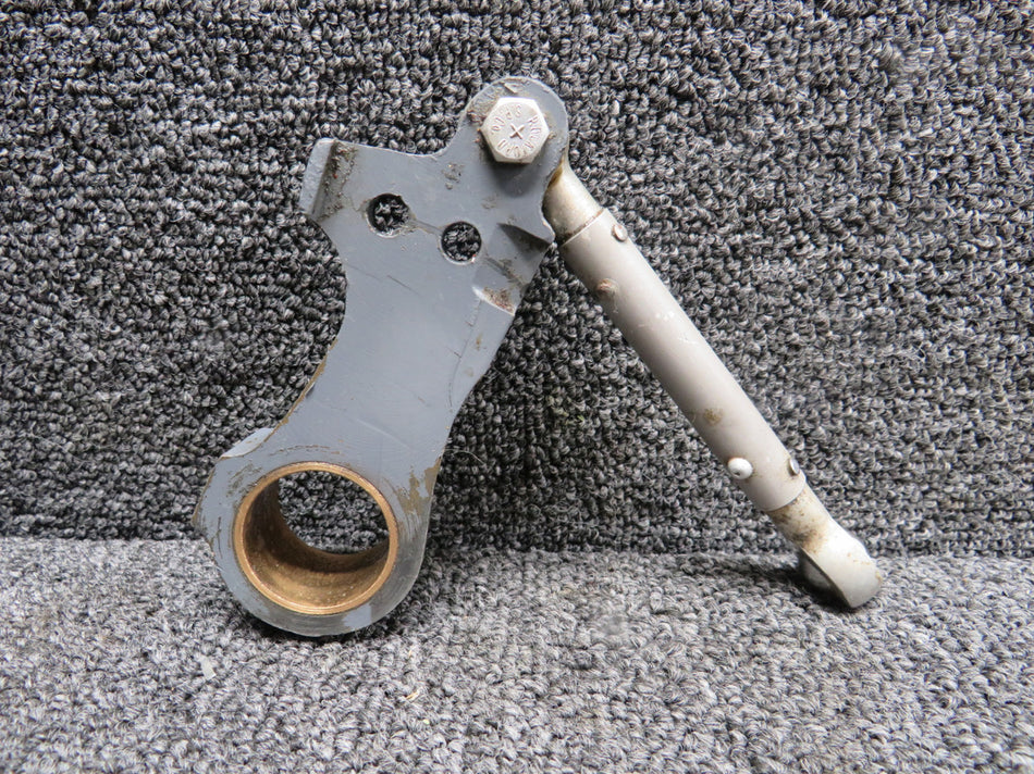 34-524143-6, 35-524066 Pilots Lower Rudder Pedal Rod & Arm Assembly
