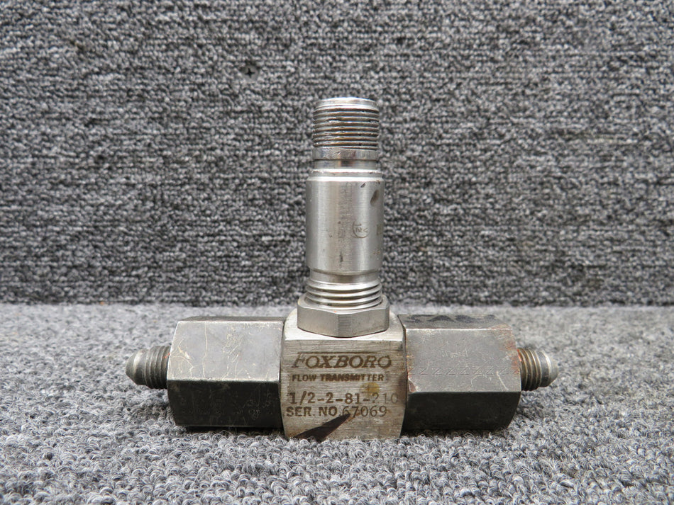 1-2-2-81-210 Foxboro Flow Transmitter (Worn Threads)