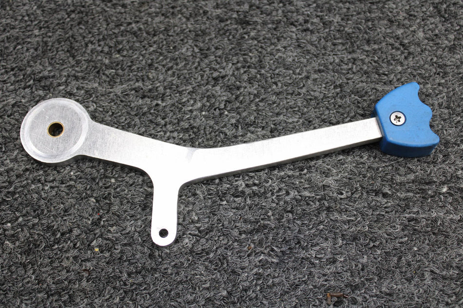 32600-001 Piper PA23-250 Propeller Control Lever RH