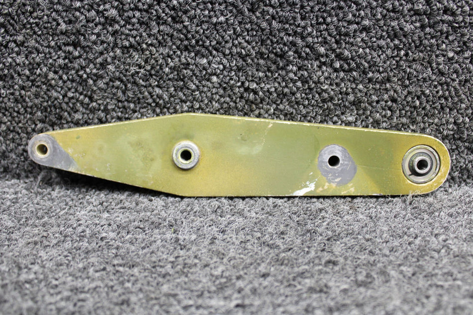 0760675-5 Cessna TR182 Elevator Bellcrank Aft