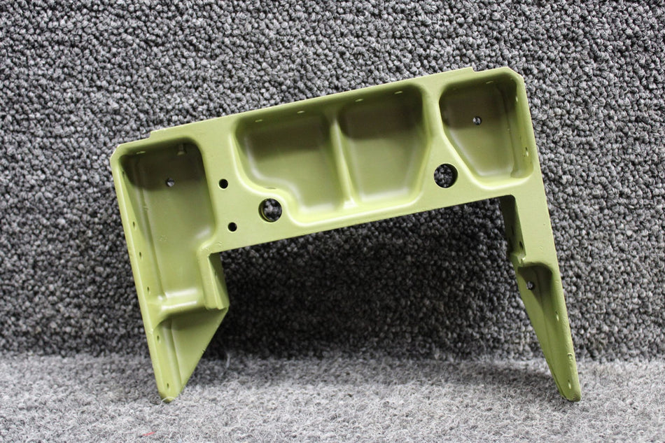 1241014-1 Cessna 210 Main Gear Support Outboard RH (Zinc Chromate)