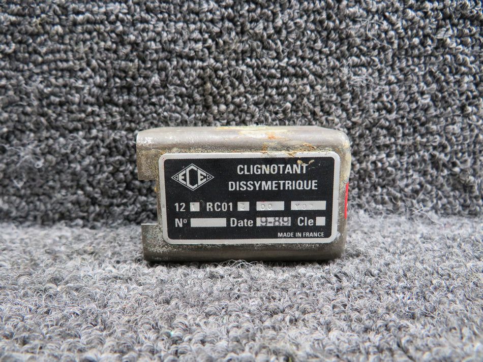 121RC01Z00Y02 ECE Clignotant Dissymetrique