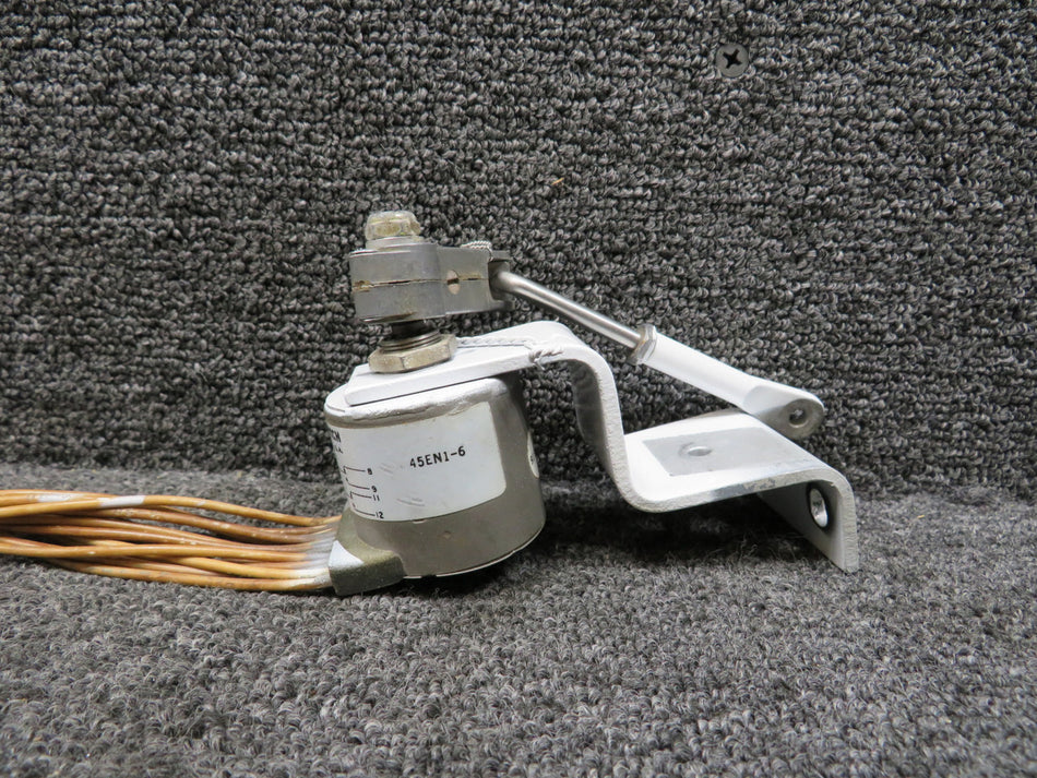 45EN1-6 (Alt: 91929) Honeywell Micro Switch with Wires and Bracket