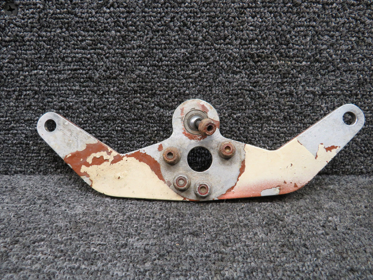0432166-3 Cessna Elevator Bellcrank – BAS Part Sales