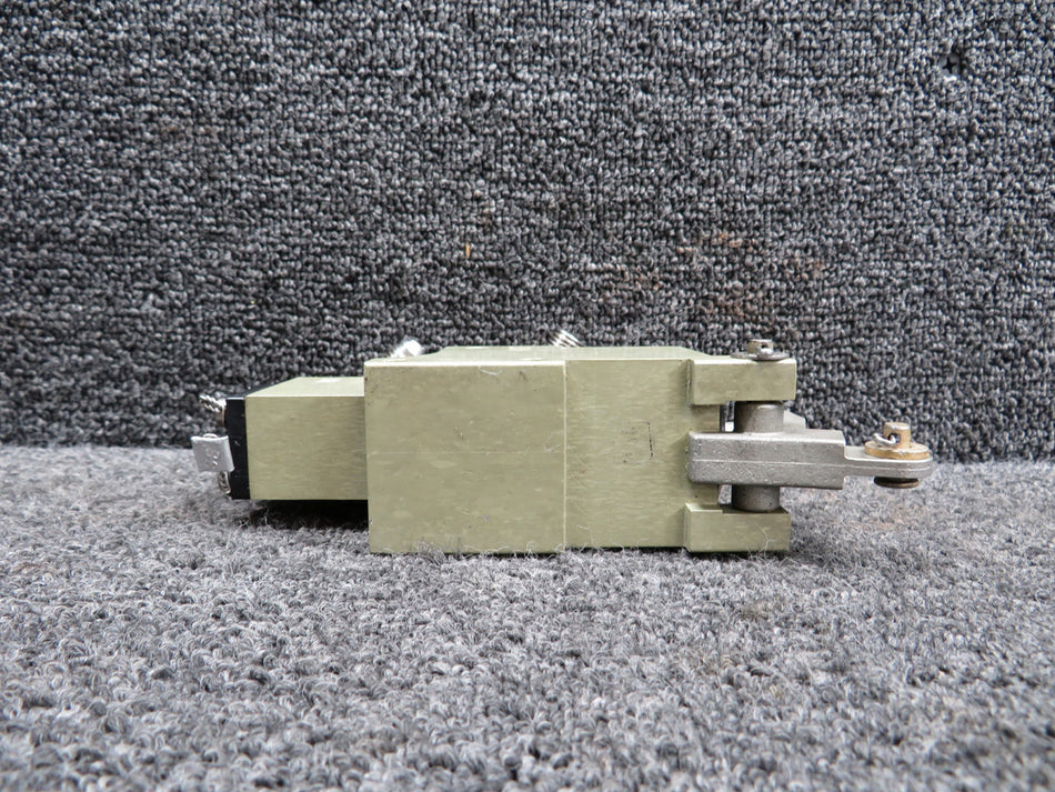 9914100-3 (Alt: 65830) Cessna-Sterer Emergency Pneumatic Brake Valve