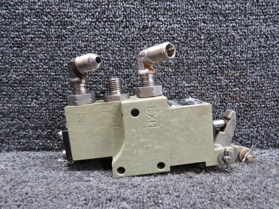 9914100-3 (Alt: 65830) Cessna-Sterer Emergency Pneumatic Brake Valve