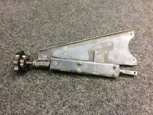 47483 / 47485-1 Rockwell 114 Control Assy Rudder Trim W/ Bracket