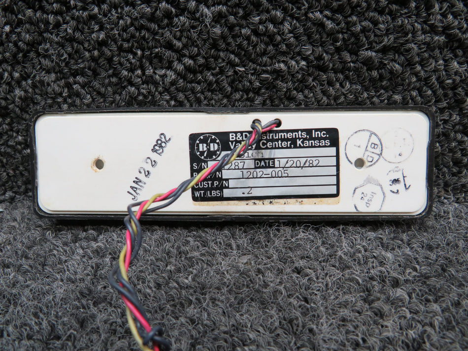 1202-005 B&D Instruments Inc. Seat Belt Sign
