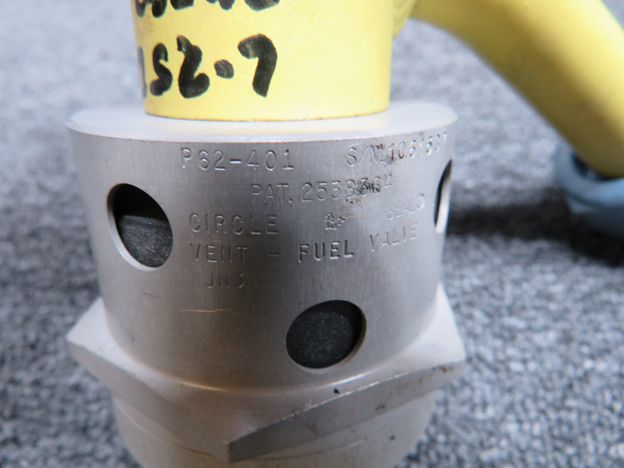 ハル/ページ P62-401, 2423171-1 Learjet 25D Circle Seal Fuel Valve Vent