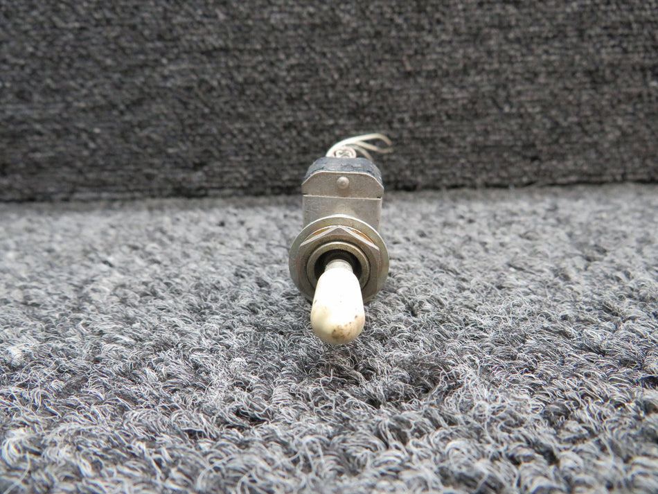 8812K14 (Alt: MS35059-27) Cessna Citation Primer Switch