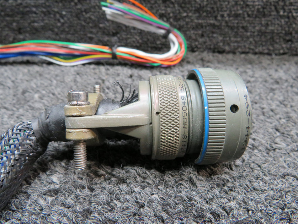 MS3476W20-41S (Alt: 07418-M85049-52-1-20W) Corsair Canon Plug