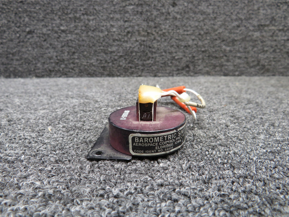GB300NA166 Aerospace Control Barometric Switch