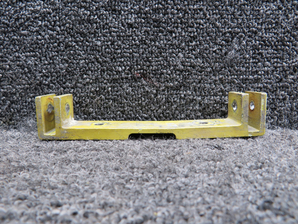 2531539-1 Learjet L-25D Down Spring Frame Bracket