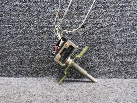 UND Lab Inc DT-2R-A7 (Alt:MS5008-1) UND Lab Landing Gear Position Micro Switch w Bracket
