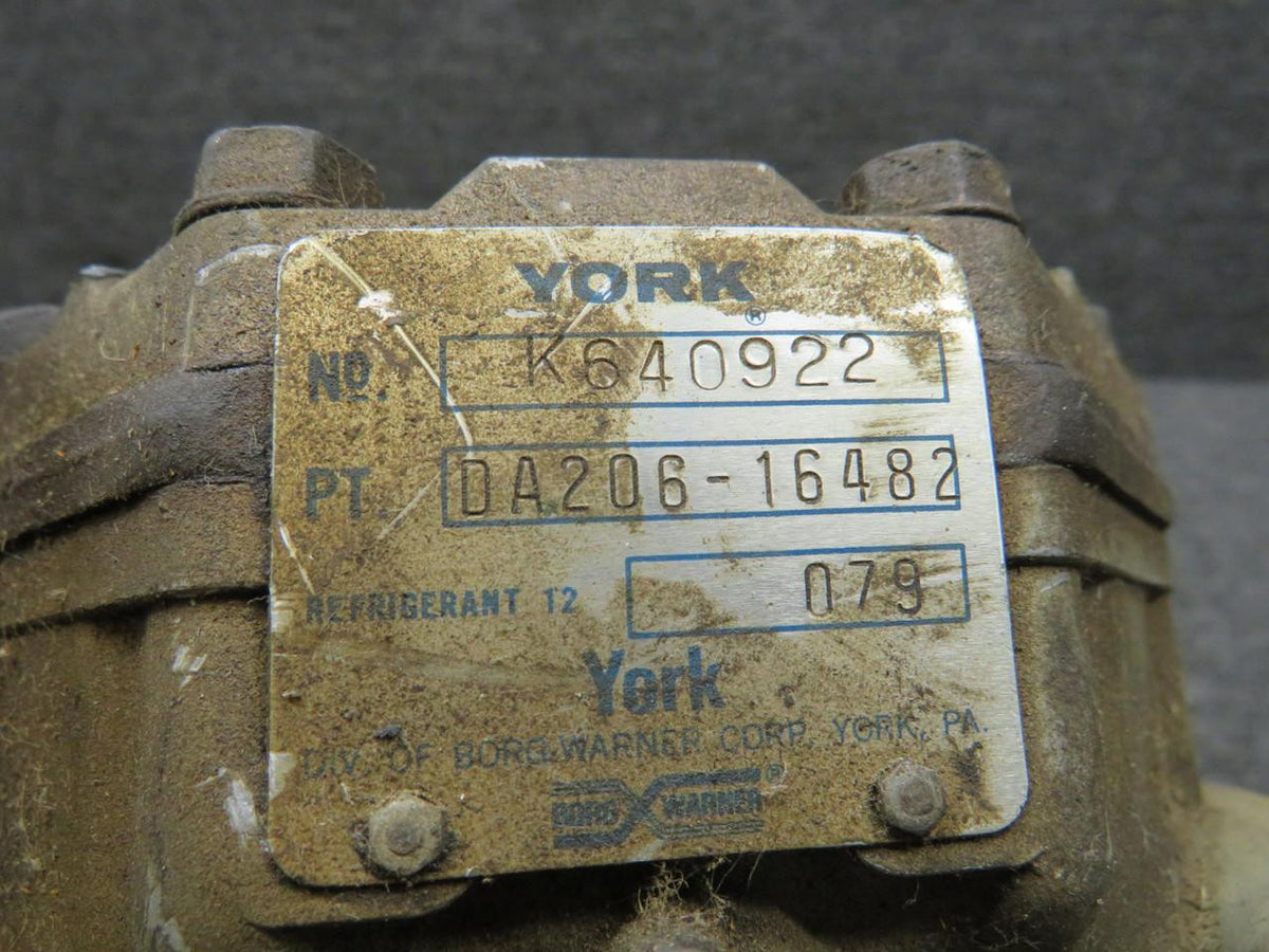 York DA206-16482 York Compressor with Mount
