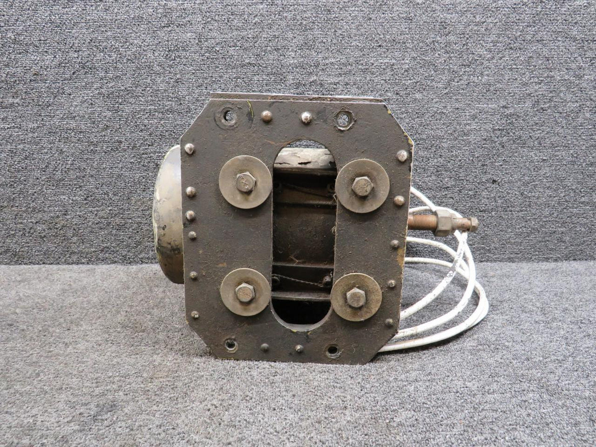 Space Controls MSH1 (Alt: 150-380041-1) Space Controls Motor (28V) (Cracked Mount) (Core)