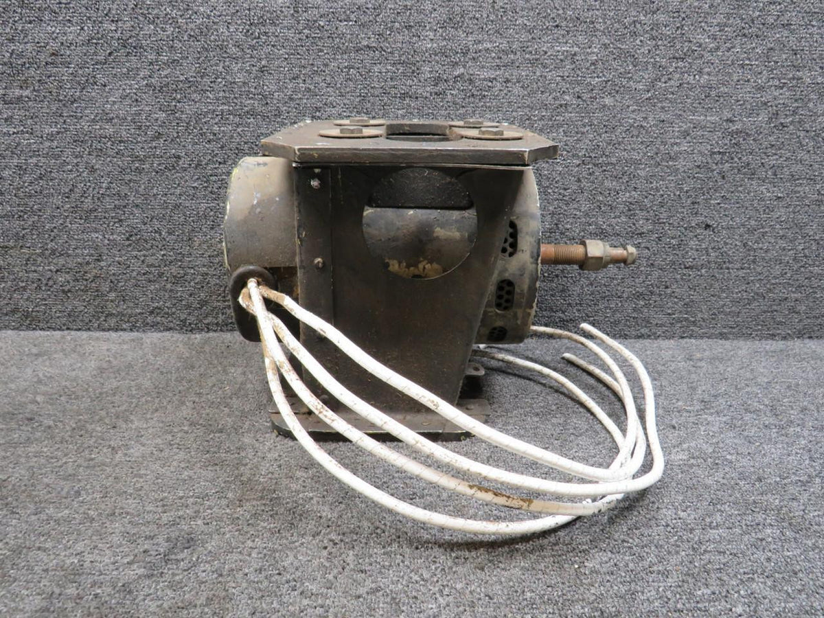 Space Controls MSH1 (Alt: 150-380041-1) Space Controls Motor (28V) (Cracked Mount) (Core)