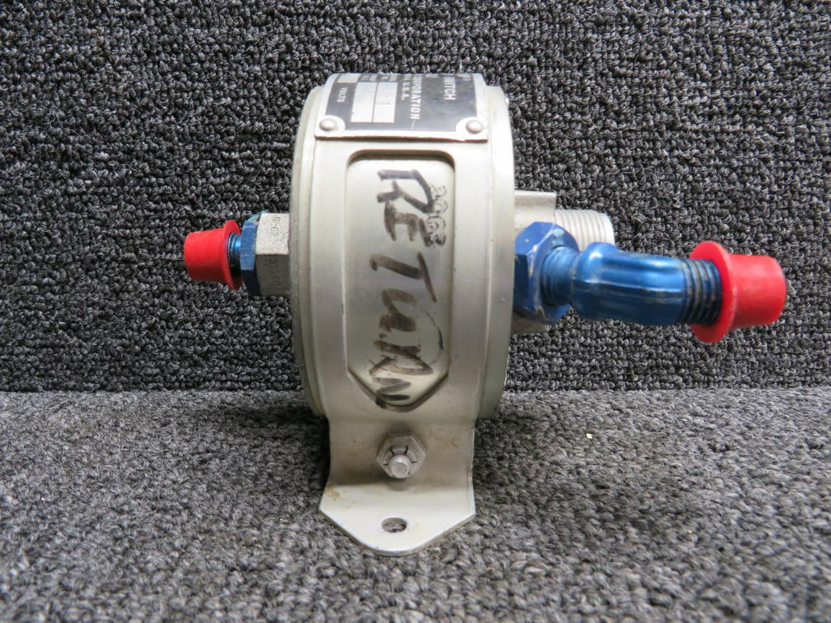 Meletron M412QB-3AA-3 Meletron M412 Pressure Actuated Switch (Volts: 28) (Core)