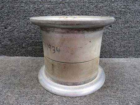 Goodyear 9541934 (Alt: 169-300001-19) Goodyear 6.00-6 Wheel Assembly (No Bearings)