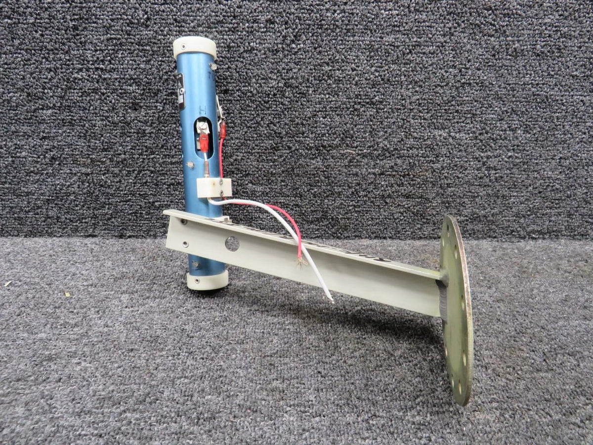 Consolidated Airborne Systems PAA700-14 (Alt: 9910082-17) CAS Fuel Probe with Mount