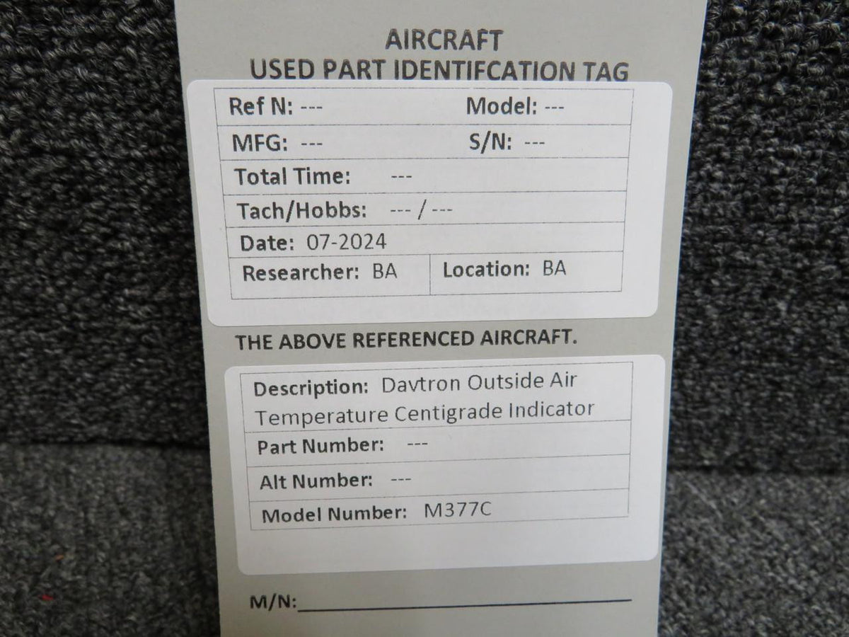 Davtron M377C Outside Air Temperature Centigrade Indicator