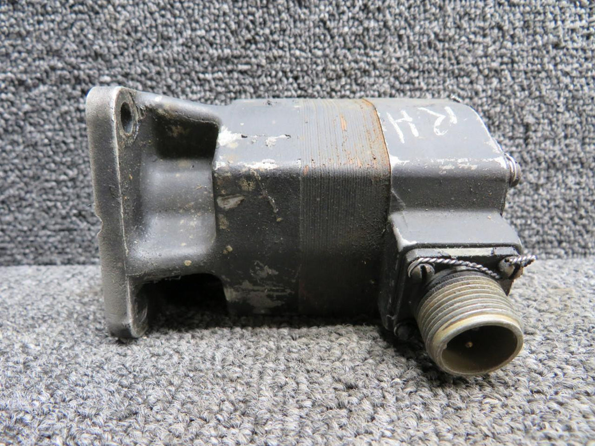 General Electric 2CM9ABE6 (Alt: 3883029) General Electric RH 2 Pole Tachometer Generator