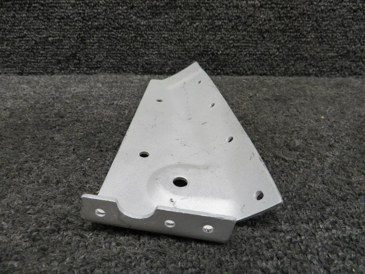 Does Not Apply 0712301-2 (Use: 0712317-2) Cessna 182 Actuator Hinge Bracket Outboard RH