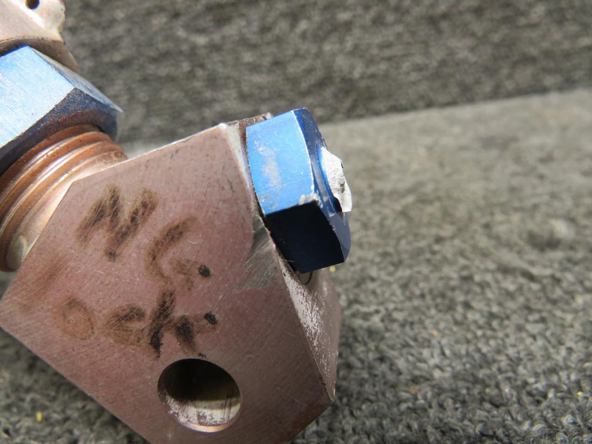 Does Not Apply 1280504-3 Cessna 210L Uplock Nose Gear Hydraulic Actuator (Chipped)