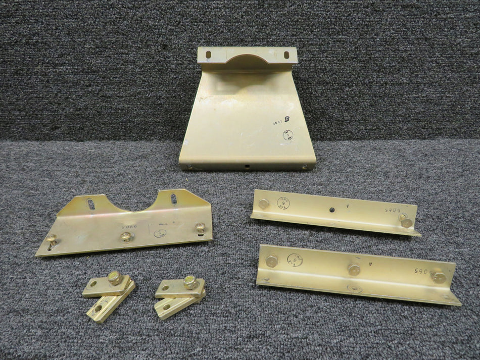 6067, 6066, 6065 Beechcraft A36 Servo Bracket Set