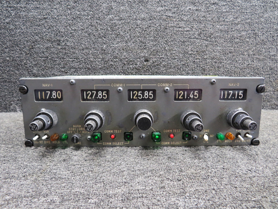 G-4885 Gables Navigation and Communication Control Unit (Broken Knobs) (Core)