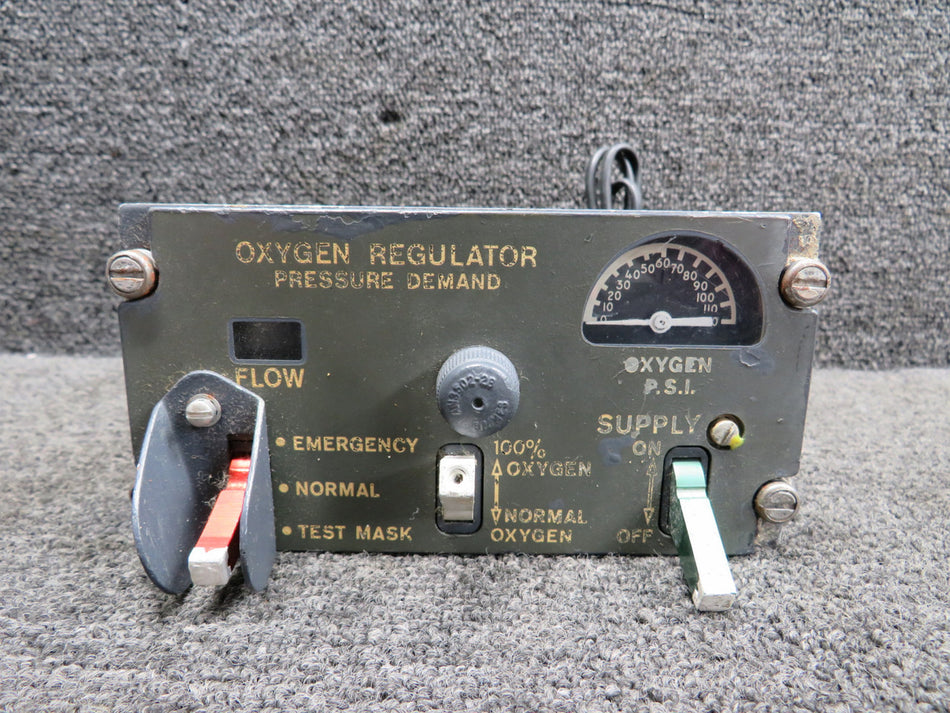 15830-4 ARO Oxygen Diluter Demand Regulator (Worn, Faded Face)