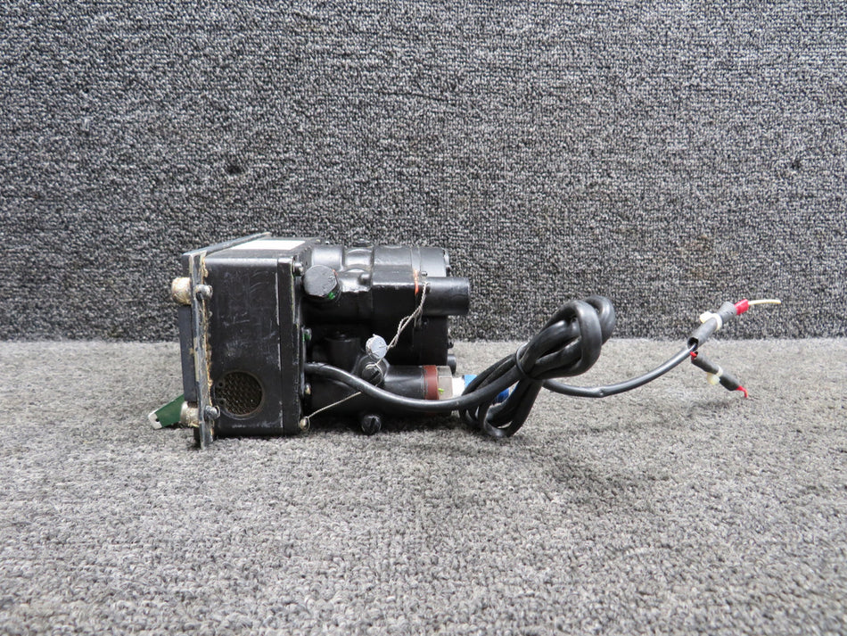 15830-4 ARO Oxygen Diluter Demand Regulator (Worn, Faded Face)