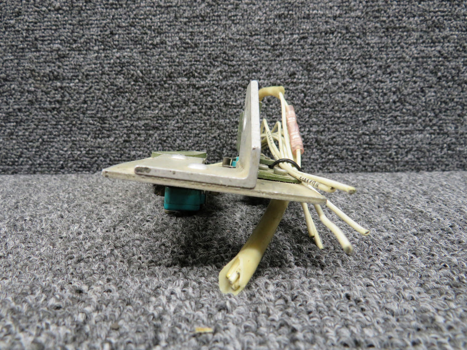 5560001-19 Cessna Citation 500 Engine Bracket Throttle Mount LH