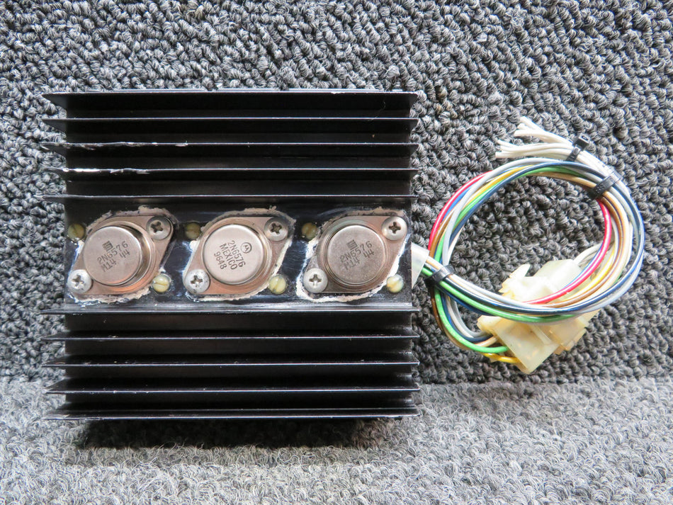 1570301-1 Cessna T303 Dimming Assembly with Connectors (Fin Damage)